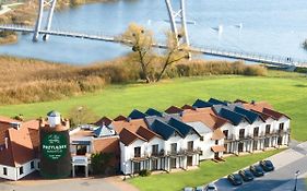 Przylądek Daglezja nad Jeziorem Kórnickim